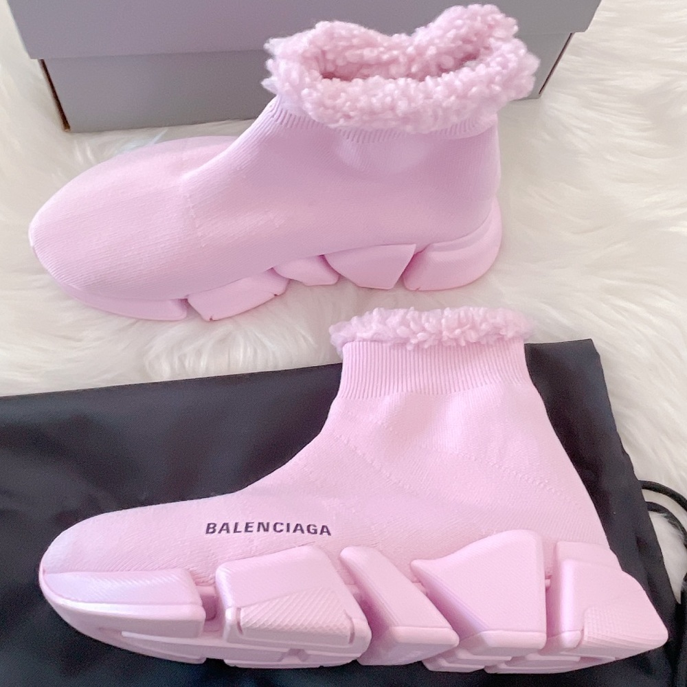 Balenciaga women speed 2.0 fur trainers